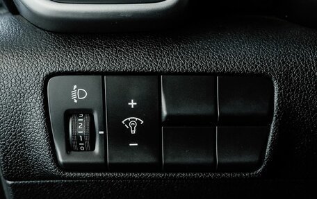 KIA Sportage IV рестайлинг, 2021 год, 2 400 000 рублей, 21 фотография