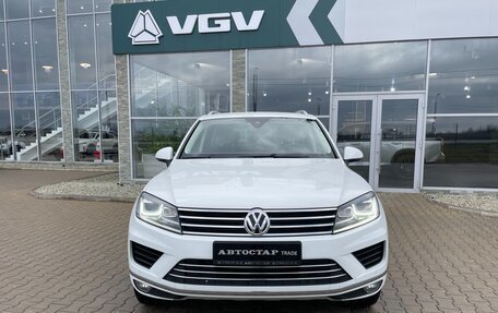 Volkswagen Touareg III, 2015 год, 2 888 000 рублей, 3 фотография