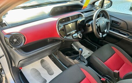 Toyota Aqua I, 2018 год, 1 259 000 рублей, 13 фотография