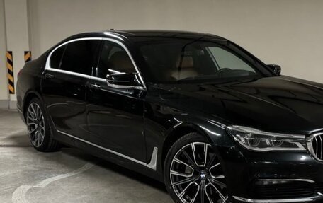 BMW 7 серия, 2017 год, 2 490 000 рублей, 2 фотография