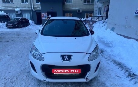 Peugeot 308 II, 2012 год, 490 000 рублей, 3 фотография