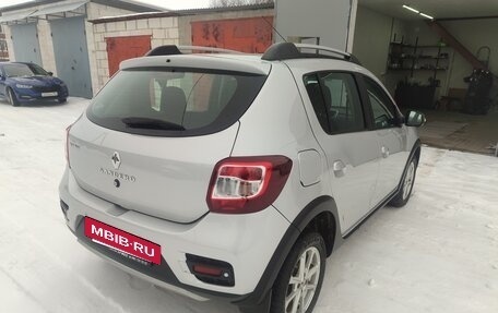 Renault Sandero II рестайлинг, 2017 год, 850 000 рублей, 6 фотография