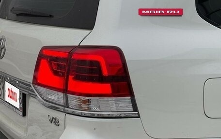 Toyota Land Cruiser 200, 2020 год, 10 500 000 рублей, 7 фотография