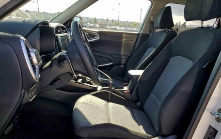 KIA Soul III, 2023 год, 1 800 000 рублей, 10 фотография