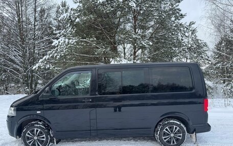 Volkswagen Caravelle T5, 2013 год, 1 800 000 рублей, 2 фотография