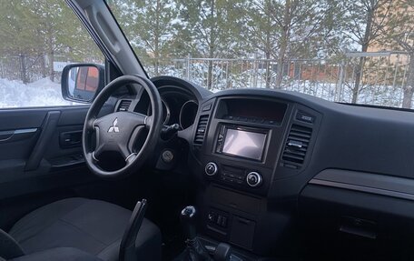 Mitsubishi Pajero IV, 2010 год, 1 781 000 рублей, 8 фотография