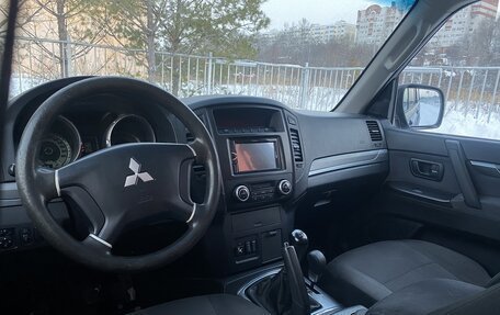 Mitsubishi Pajero IV, 2010 год, 1 781 000 рублей, 7 фотография