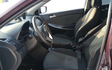 Hyundai Solaris II рестайлинг, 2013 год, 600 000 рублей, 7 фотография