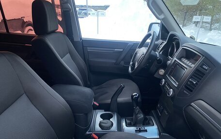 Mitsubishi Pajero IV, 2010 год, 1 781 000 рублей, 18 фотография