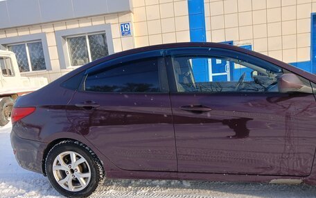 Hyundai Solaris II рестайлинг, 2013 год, 600 000 рублей, 3 фотография