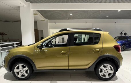 Renault Sandero II рестайлинг, 2015 год, 900 000 рублей, 8 фотография