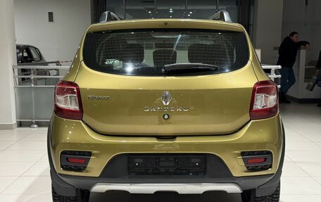 Renault Sandero II рестайлинг, 2015 год, 900 000 рублей, 9 фотография