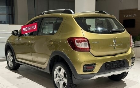 Renault Sandero II рестайлинг, 2015 год, 900 000 рублей, 7 фотография