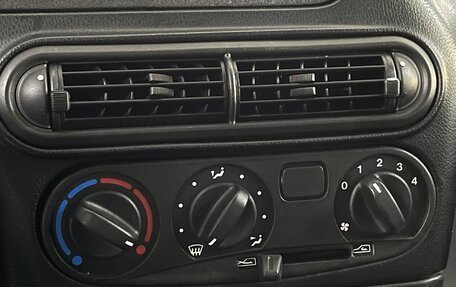 Chevrolet Niva I рестайлинг, 2017 год, 699 000 рублей, 12 фотография