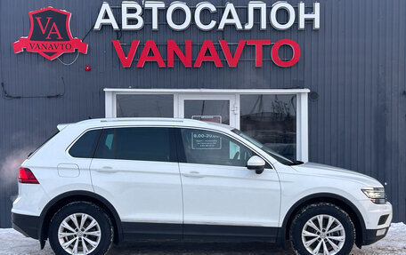 Volkswagen Tiguan II, 2017 год, 2 260 000 рублей, 6 фотография