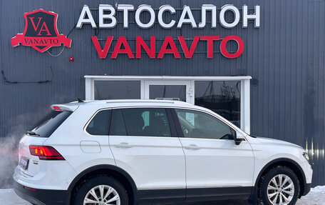 Volkswagen Tiguan II, 2017 год, 2 260 000 рублей, 10 фотография