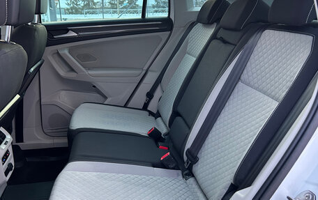 Volkswagen Tiguan II, 2017 год, 2 260 000 рублей, 12 фотография