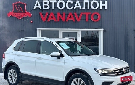 Volkswagen Tiguan II, 2017 год, 2 260 000 рублей, 5 фотография