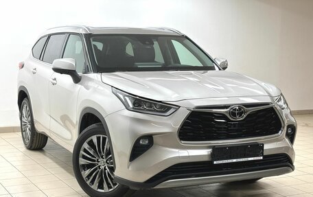 Toyota Highlander, 2025 год, 6 200 000 рублей, 3 фотография