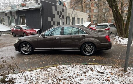 Mercedes-Benz S-Класс, 2011 год, 1 380 000 рублей, 4 фотография