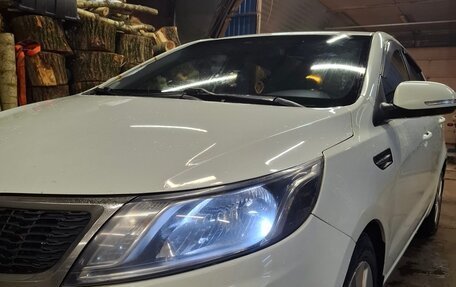 KIA Rio III рестайлинг, 2014 год, 860 000 рублей, 3 фотография