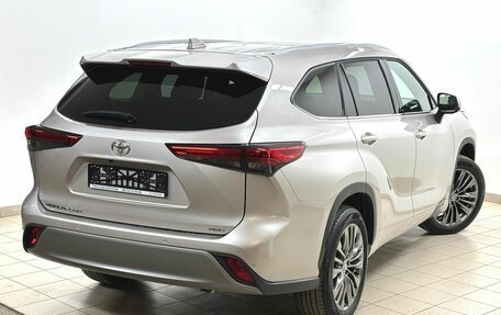 Toyota Highlander, 2025 год, 6 200 000 рублей, 9 фотография