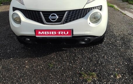 Nissan Juke II, 2012 год, 850 000 рублей, 1 фотография