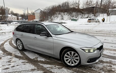 BMW 3 серия, 2018 год, 2 300 000 рублей, 2 фотография