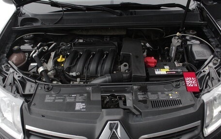 Renault Sandero II рестайлинг, 2015 год, 1 050 000 рублей, 23 фотография