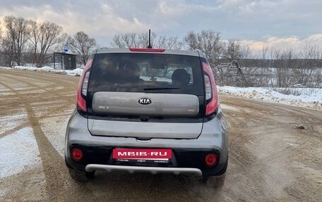 KIA Soul II рестайлинг, 2019 год, 1 699 000 рублей, 6 фотография