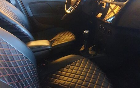 Renault Logan II, 2021 год, 1 299 000 рублей, 7 фотография