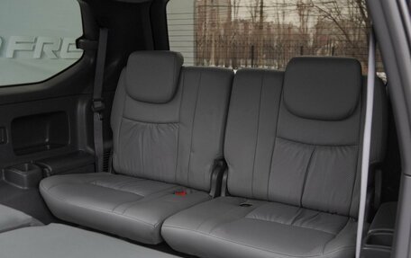 Toyota Land Cruiser Prado 120 рестайлинг, 2006 год, 1 990 000 рублей, 12 фотография