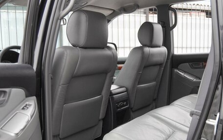 Toyota Land Cruiser Prado 120 рестайлинг, 2006 год, 1 990 000 рублей, 13 фотография