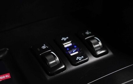 Toyota Land Cruiser Prado 120 рестайлинг, 2006 год, 1 990 000 рублей, 15 фотография