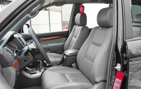 Toyota Land Cruiser Prado 120 рестайлинг, 2006 год, 1 990 000 рублей, 11 фотография