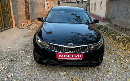 KIA Optima IV, 2019 год, 900 000 рублей, 3 фотография
