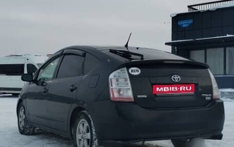 Toyota Prius, 2007 год, 590 000 рублей, 2 фотография