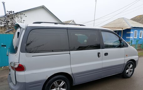 Hyundai Starex I рестайлинг, 2002 год, 430 000 рублей, 3 фотография