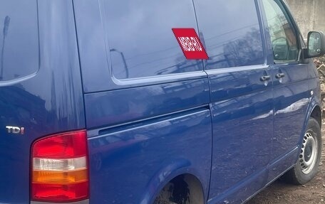 Volkswagen Transporter T5 рестайлинг, 2008 год, 860 000 рублей, 6 фотография