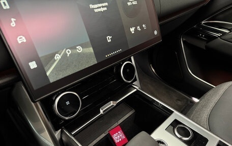 Land Rover Range Rover IV рестайлинг, 2021 год, 16 800 000 рублей, 18 фотография