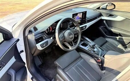 Audi A4, 2021 год, 2 630 000 рублей, 4 фотография