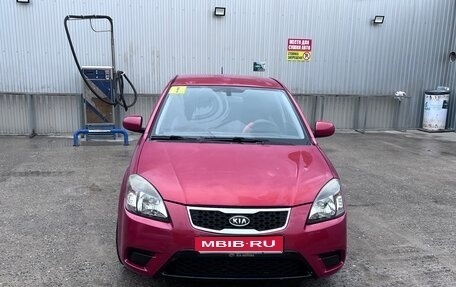 KIA Rio II, 2010 год, 580 000 рублей, 1 фотография