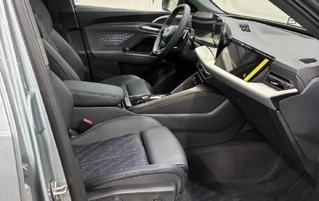 Audi Q5, 2025 год, 7 150 000 рублей, 9 фотография