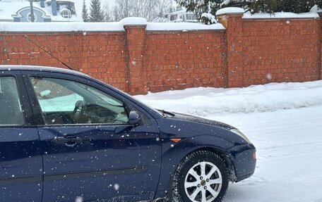 Ford Focus IV, 2001 год, 215 000 рублей, 3 фотография