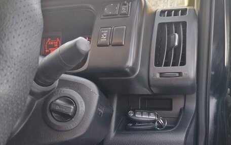 Nissan Serena III, 2009 год, 970 000 рублей, 9 фотография