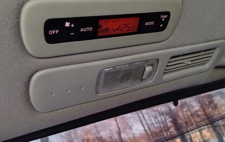 Nissan Serena III, 2009 год, 970 000 рублей, 15 фотография