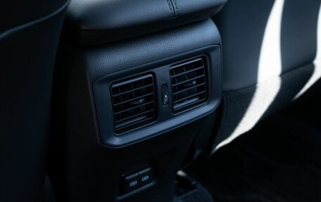 Toyota RAV4, 2025 год, 4 750 000 рублей, 14 фотография