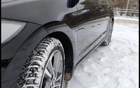 Hyundai Elantra VI рестайлинг, 2016 год, 1 475 000 рублей, 9 фотография