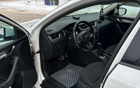 Skoda Octavia, 2017 год, 1 840 000 рублей, 13 фотография