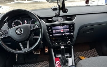 Skoda Octavia, 2017 год, 1 840 000 рублей, 10 фотография